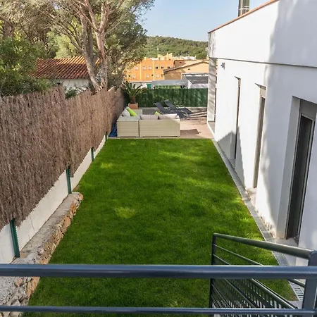 Elia * L' Escala