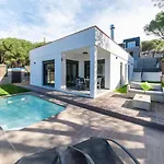 Elia L' Escala